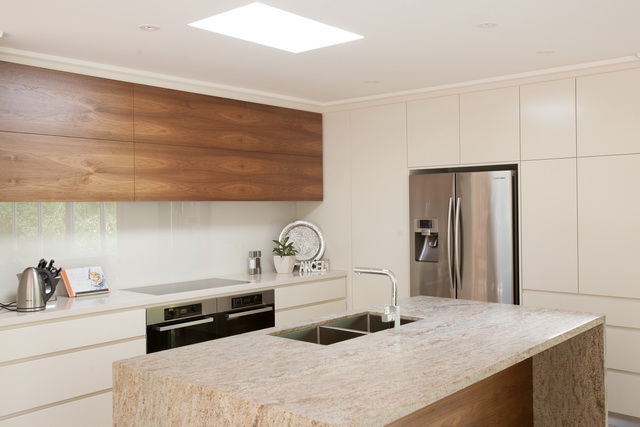 Custom kitchen and bathroom glass splashbacks Melbourne by Integrity Glazing